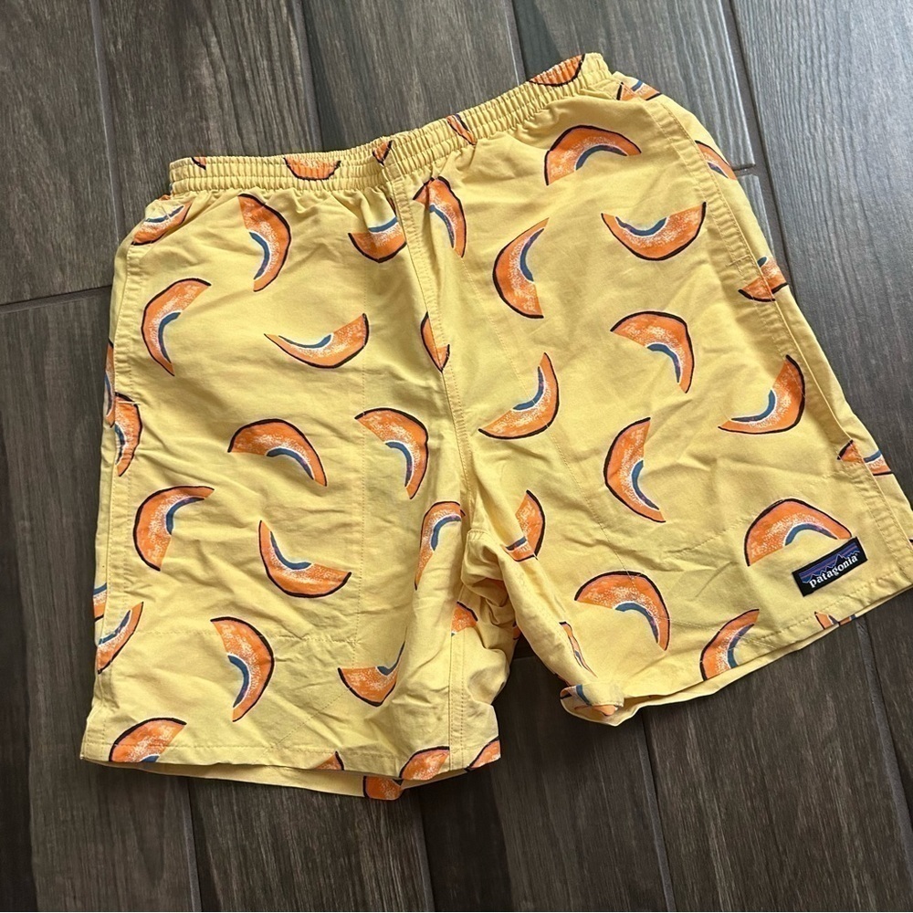 Patagonia Men’s Baggies 5” Swim Trunks Melon Print Yellow Sz XS - Picture 3 of 8